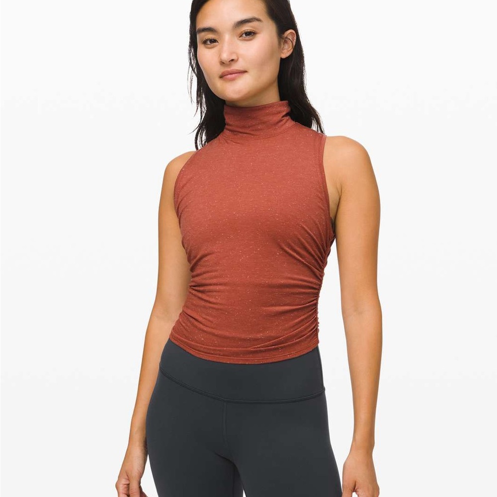 Lululemon See the Horizon tank. Rustic clay, size medium
